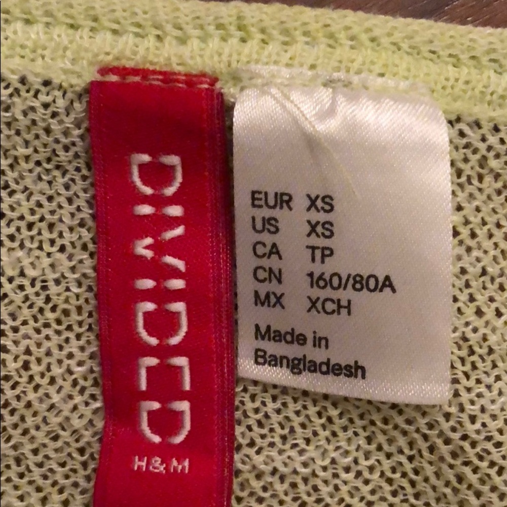 Sweater - Picture 3 of 4